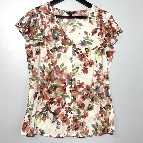 2 for $20. Reitmans Floral V-Neck Blouse Medium - Picture 1 of 9